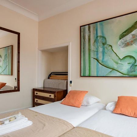 Large Family Flat In Campo De Ourique Hotel Lisboa Ngoại thất bức ảnh